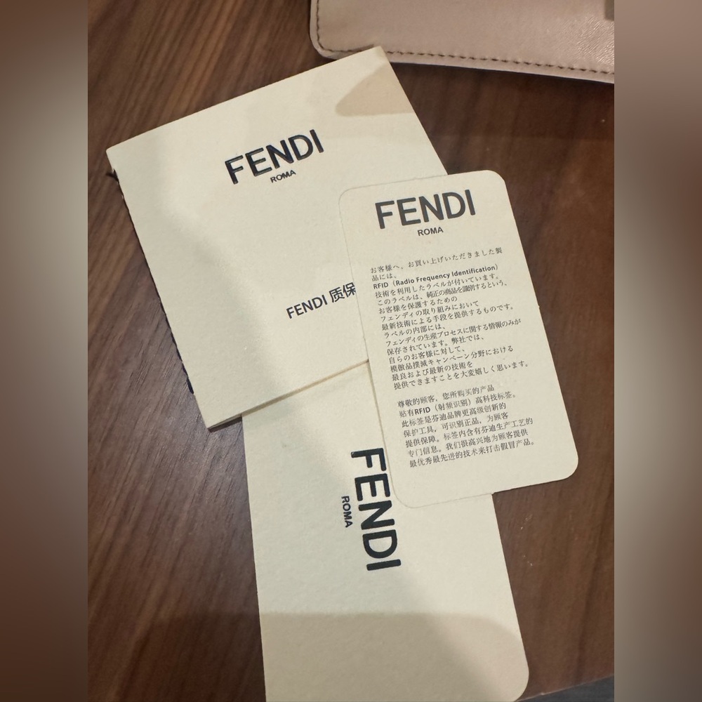 Fendi Kan I Leather handbag - Picture 11 of 15